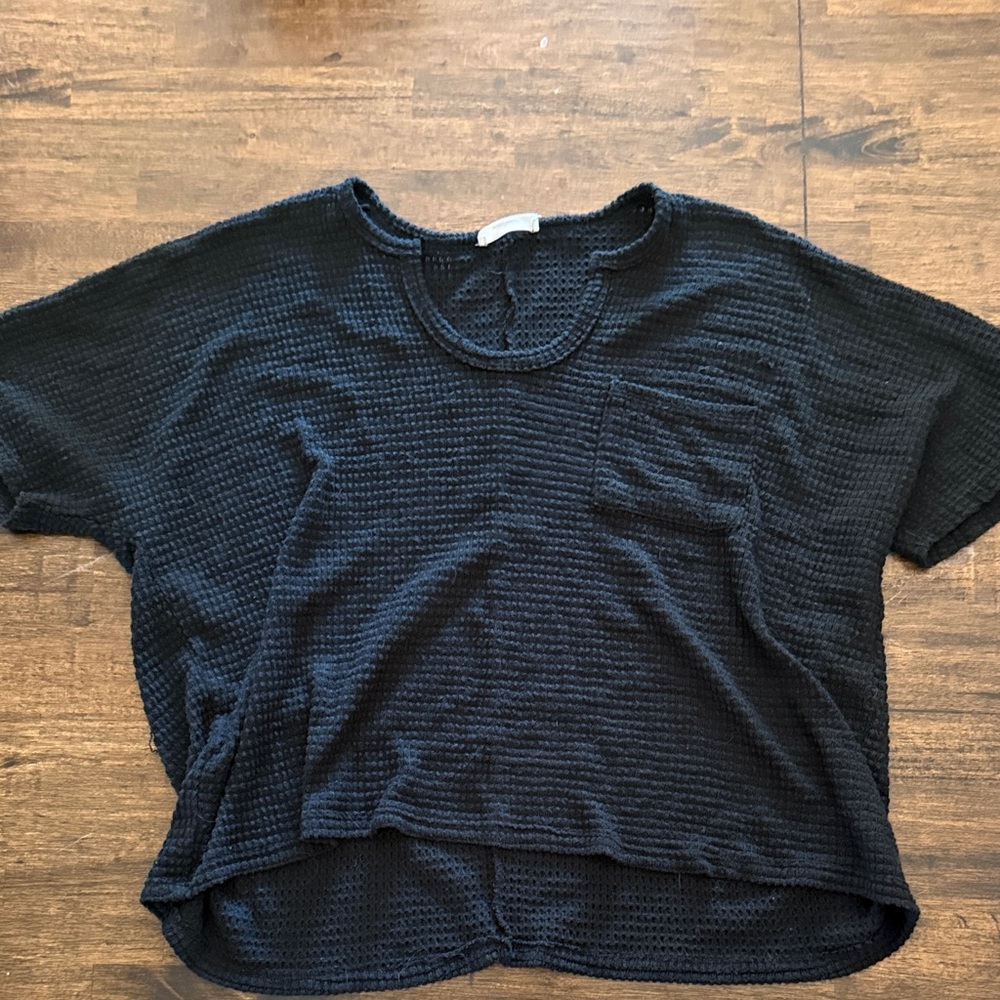 Zenana Outfitters Black Short Sleeve Knit Top